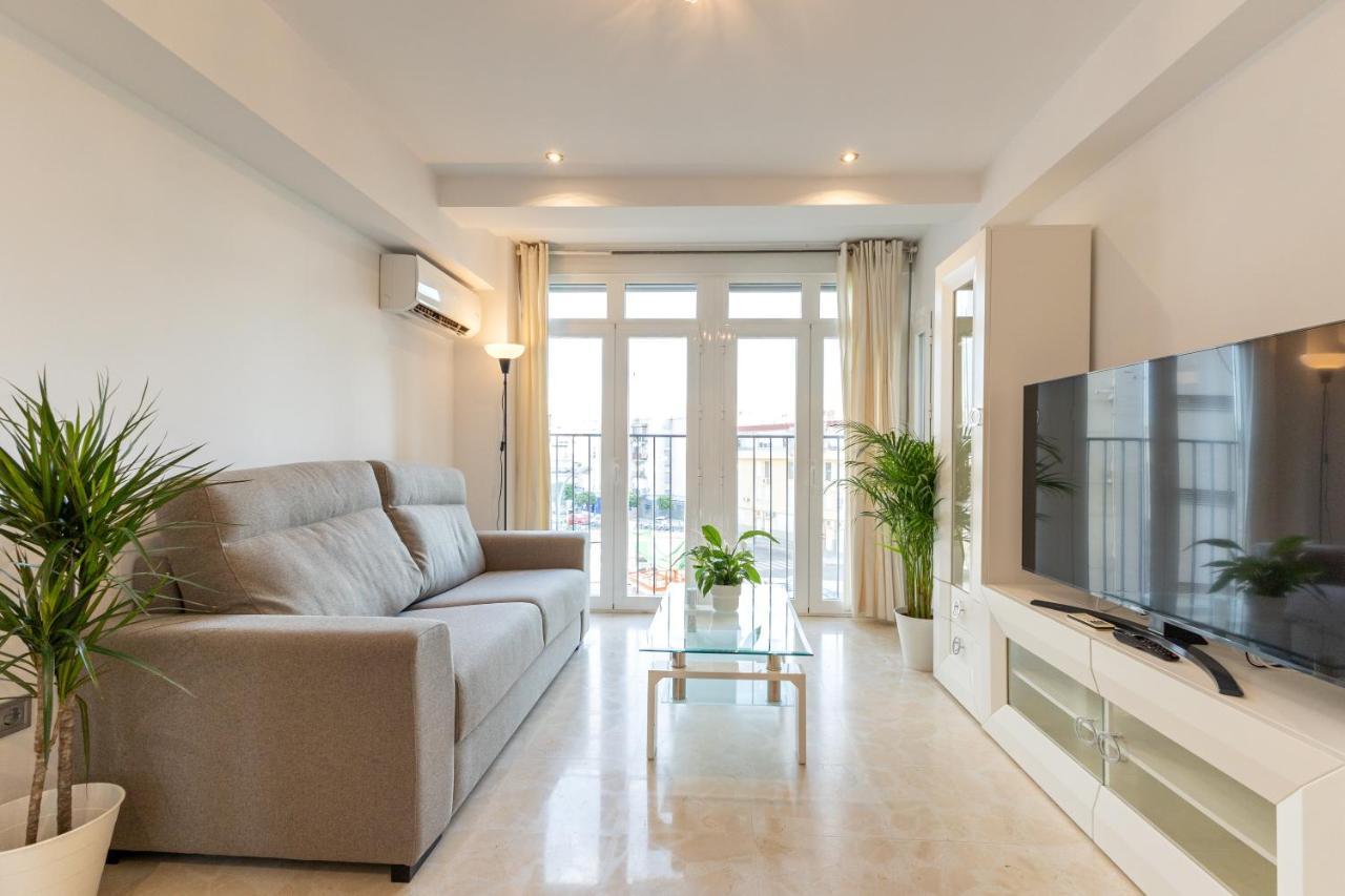 Charming 3 Bedroom Apartment At Triana Center By Oui Севиля Екстериор снимка