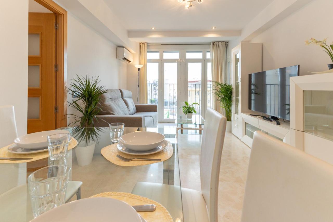 Charming 3 Bedroom Apartment At Triana Center By Oui Севиля Екстериор снимка
