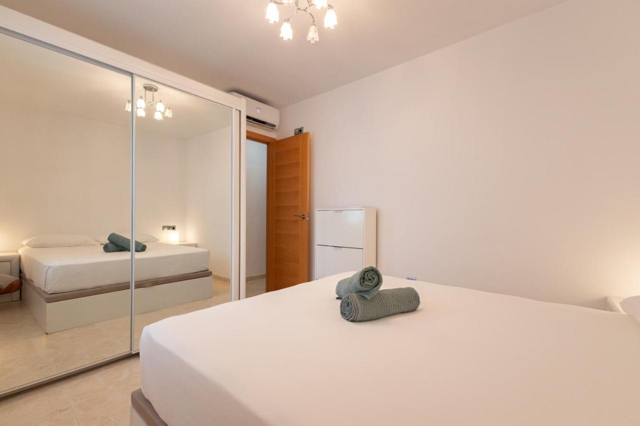Charming 3 Bedroom Apartment At Triana Center By Oui Севиля Екстериор снимка