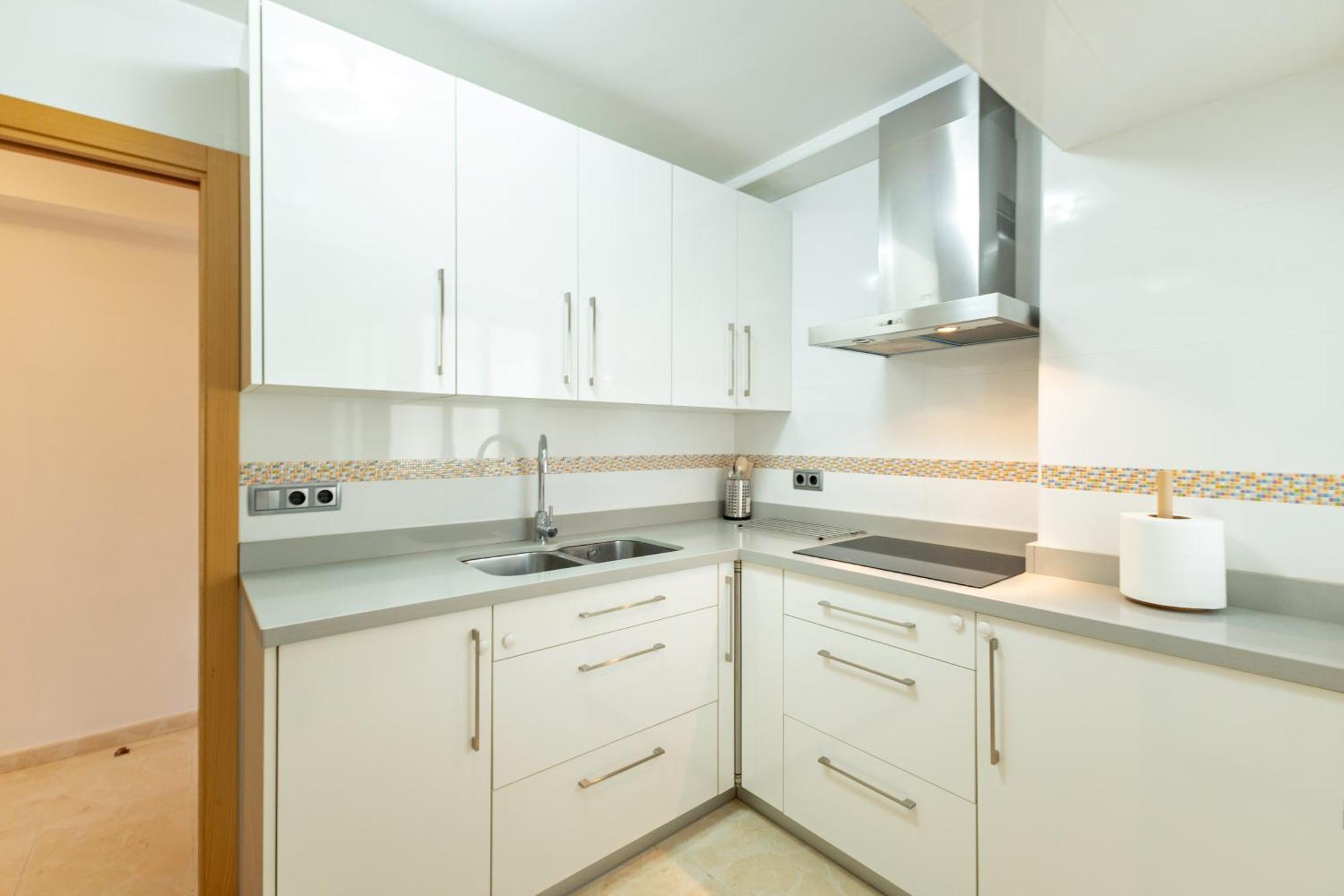 Charming 3 Bedroom Apartment At Triana Center By Oui Севиля Екстериор снимка